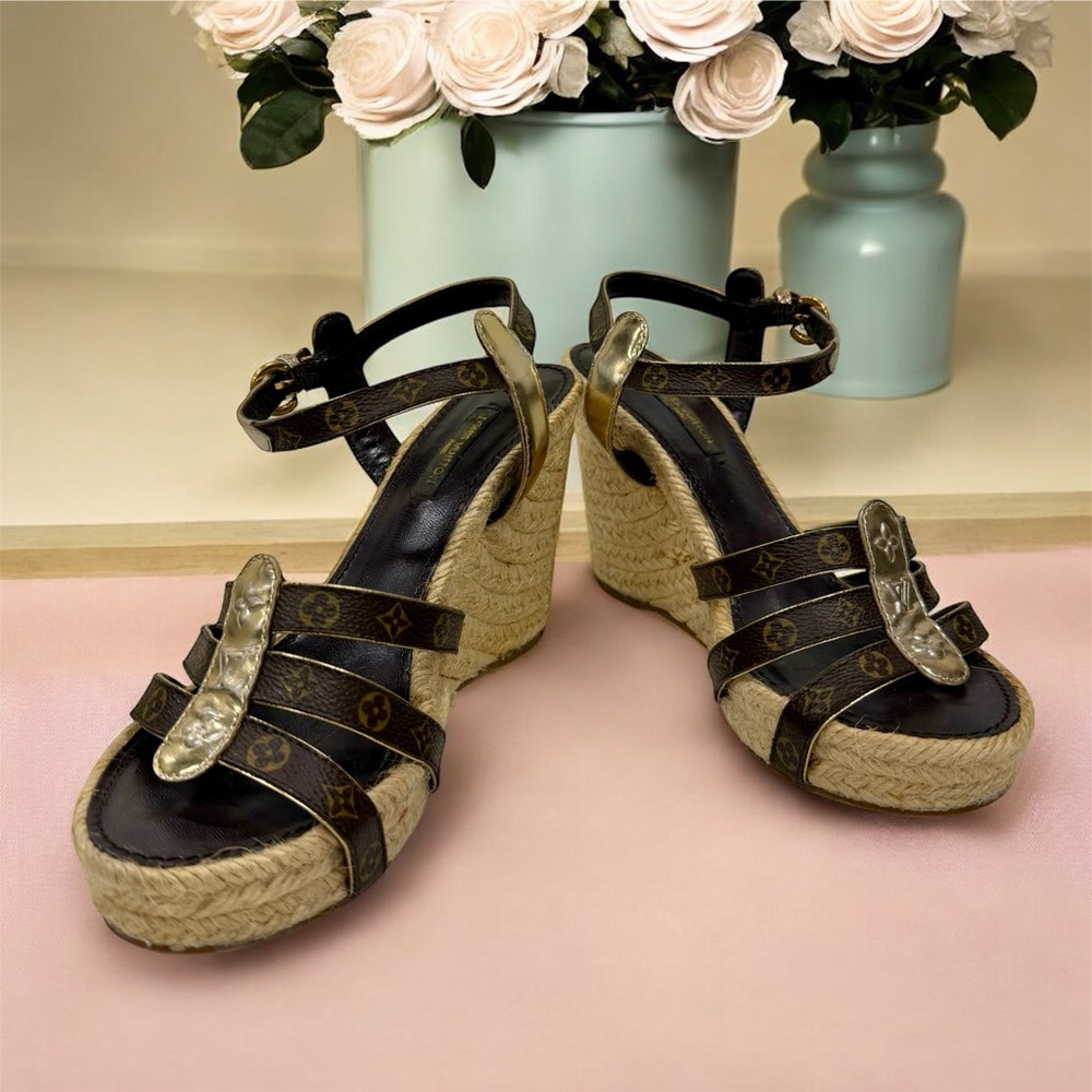 ❌SOLD❌ Louis Vuitton LV Monogram T-Strap Platform Wedge